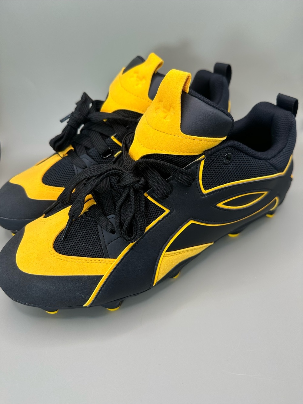 Under Armour Yard Icon TPU Black Gold Baseball Cleats 6010140-002 Mens Size 12.